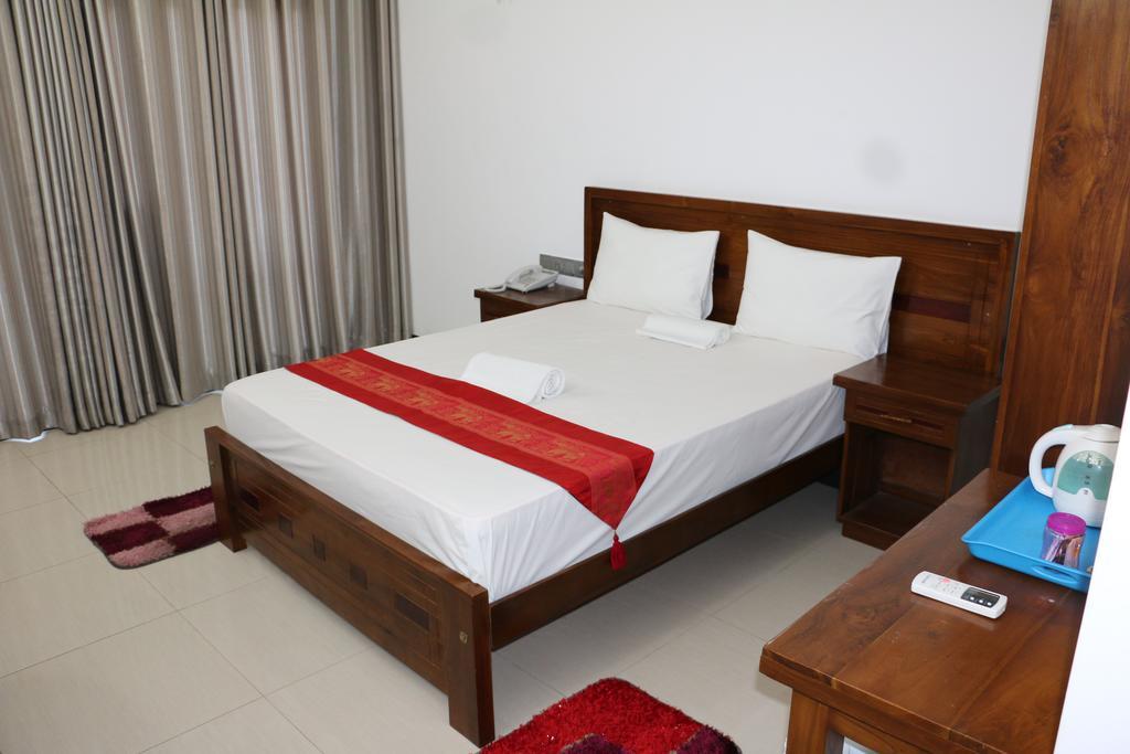 US Hotel Jaffna Zimmer foto